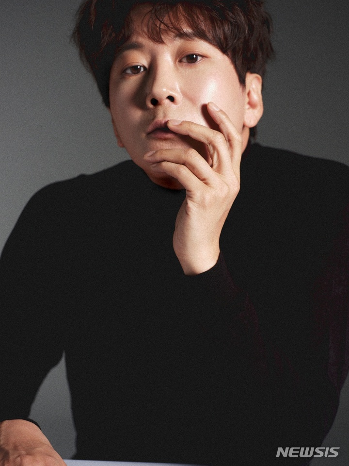 [서울=뉴시스] 가수 겸 배우 허규, 팝뮤직과 한솥밥 먹으며 드라마 연기 도전 2021.11.22(사진=팝뮤직 제공) photo@newsis.com*재판매 및 DB 금지