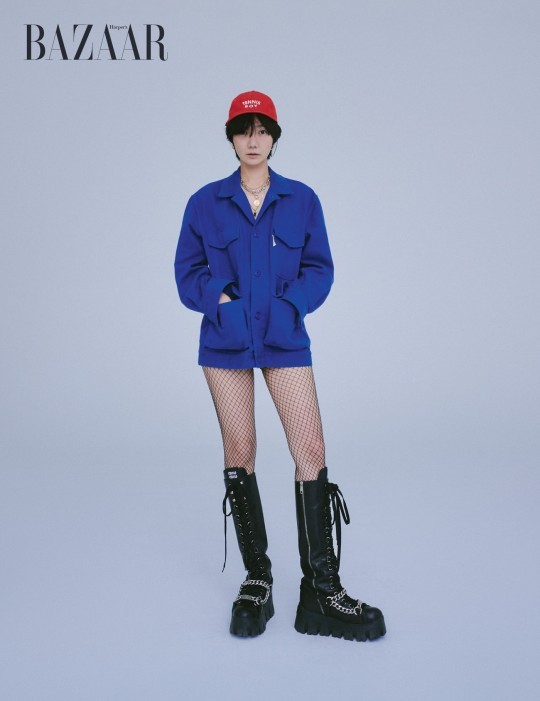 [서울=뉴시스] 배두나. (사진=하퍼스 바자 제공).2021.11.23.photo@newsis.com