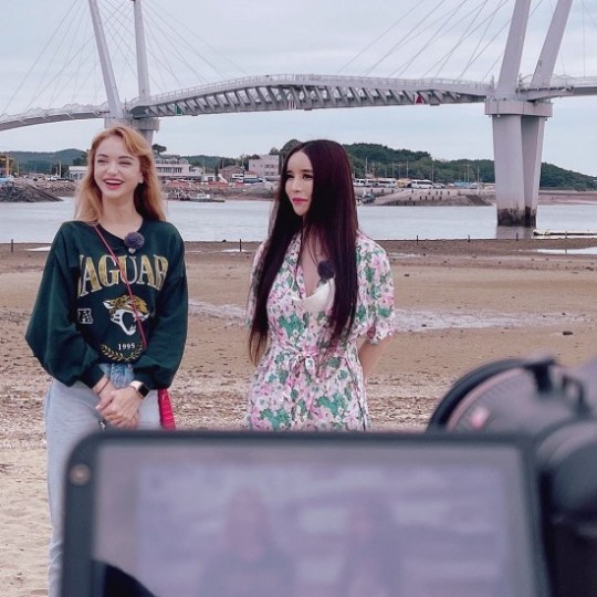 [서울=뉴시스] 하리수 2021.11.24.(사진=하리수 인스타그램) photo@newsis.com&nbsp; *재판매 및 DB 금지