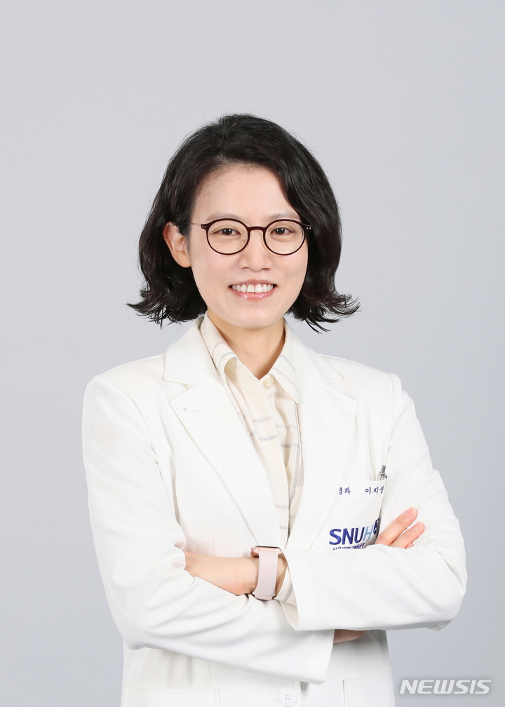[서울=뉴시스]이지영 서울시보라매병원 신경과 교수. (사진= 서울시보라매병원 제공) 2021.11.24