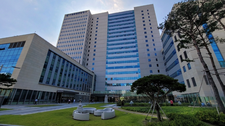 [수원=뉴시스] 수원지법 전경. 2021.9.3. newsis@photo.com *재판매 및 DB 금지