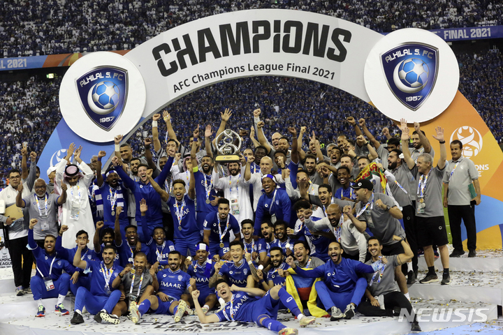 [리야드=AP/뉴시스] 우승한 알힐랄. 2021.11.24