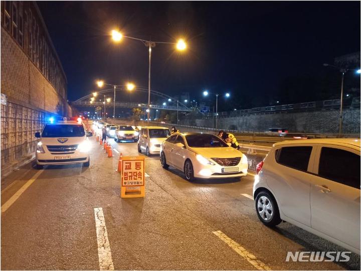 음주단속 현장. (사진=경기북부경찰청 제공)