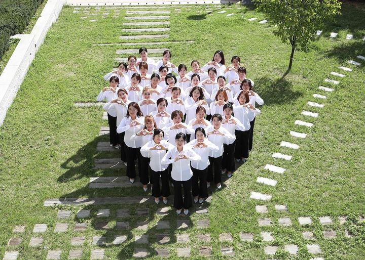associate_pic