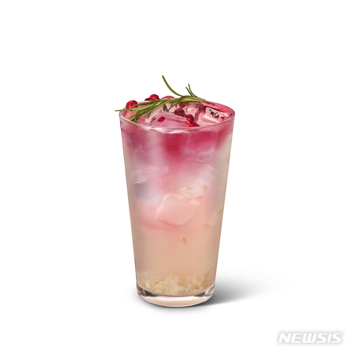 핑크 캐모마일 릴렉서 인기에 스타벅스, 원부재료 확보 총력