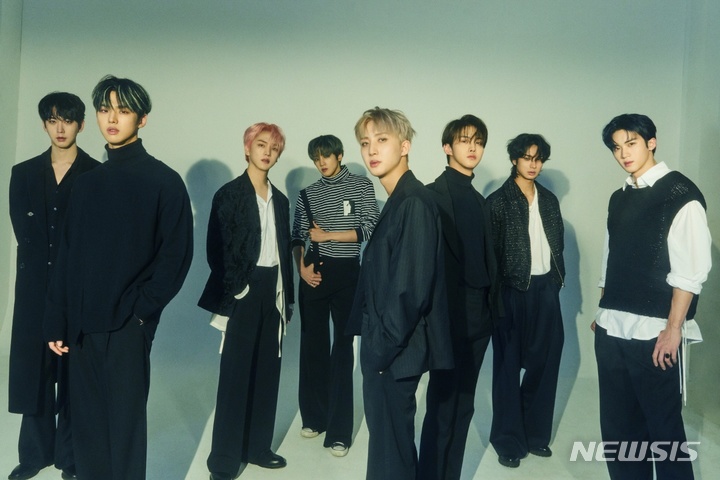 [서울=뉴시스] 펜타곤. 2021.12.06 (사진 = 큐브 엔터테인먼트 제공) photo@newsis.com*재판매 및 DB 금지