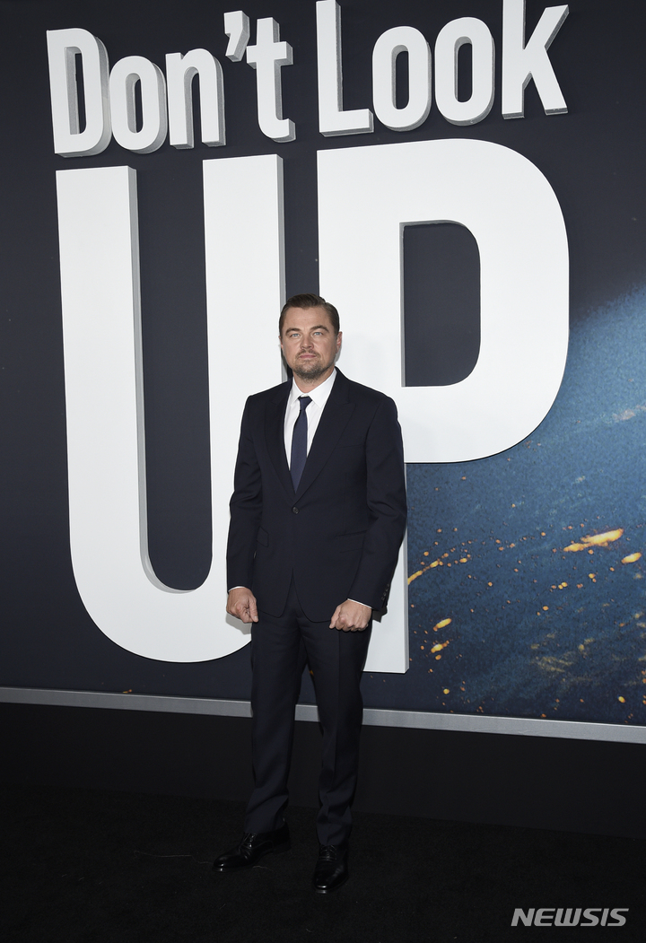 [뉴욕=AP/뉴시스] 작년 12월 '돈 룩 업' 시사회에 참석한 리어나도 디캐프리오의 모습. 2022. 09. 05.