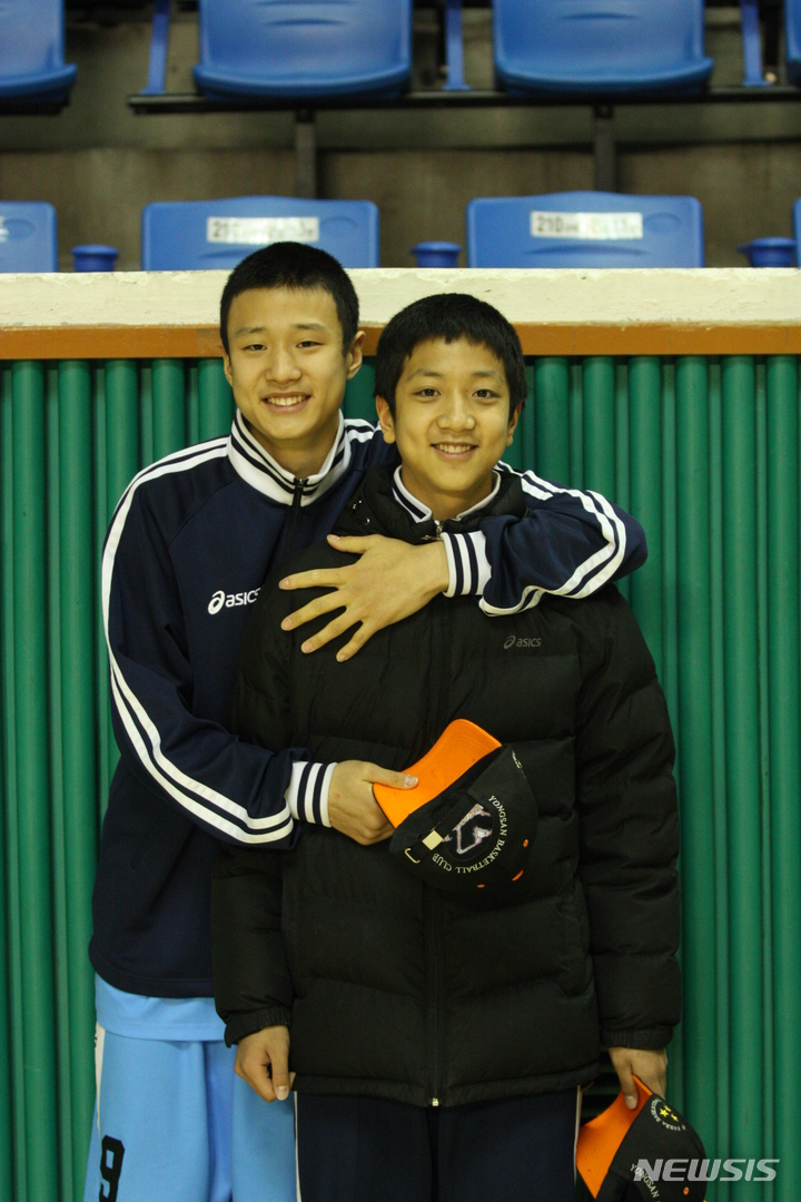 associate_pic