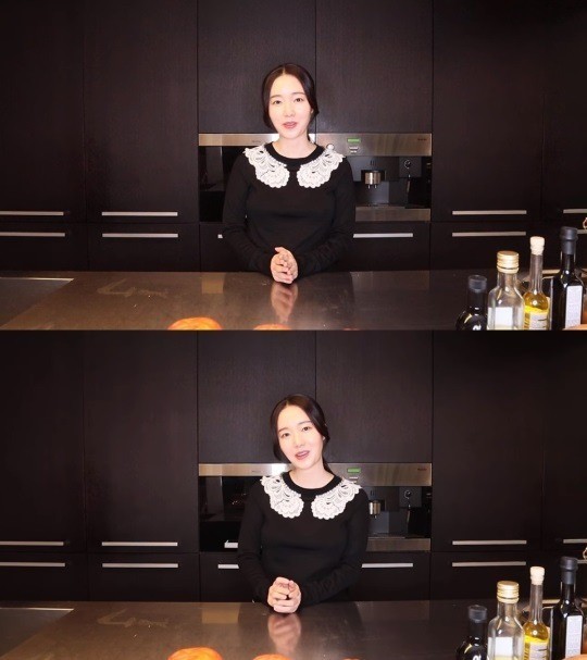 [서울=뉴시스] 이정현 2021.12.07.(사진=이정현 유튜브 방송캡처) photo@newsis.com&nbsp; *재판매 및 DB 금지