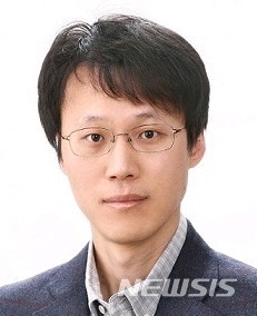 associate_pic