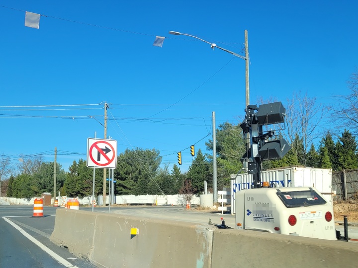 [워싱턴=뉴시스]김난영 특파원=5일(현지시간) 버지니아 그레이트폴스 인근 도로변에서 공사가 진행되는 모습. imzero@newsis.com 2021.12.10. *재판매 및 DB 금지