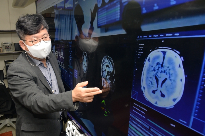 [대전=뉴시스] 국제표준 개발 프로젝트 팀 의장으로 지명된 ETRI 전종홍 책임연구원 *재판매 및 DB 금지