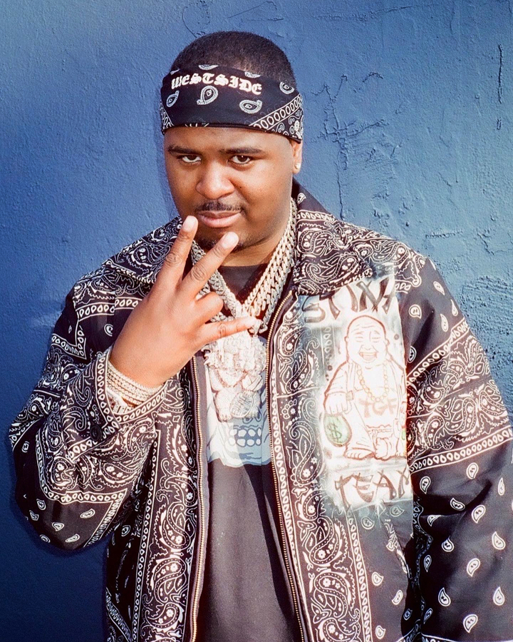 [로스앤젤레스(미국)=AP/뉴시스] 미국 로스앤젤레스의 한 녹음 스튜디오에서 지난 3월에 찍힌 '드레이코 더 룰러'(28·대럴 콜드웰)의 모습이다. 콜드웰은 지난 18일 로스앤젤레스 콘서트 '원스 어폰 어 타임'에서 익명의 무리와 말다툼을 벌이던 중 흉기에 찔려 병원으로 옮겨졌지만 결국 사망했다. 2021.12.20. *재판매 및 DB 금지