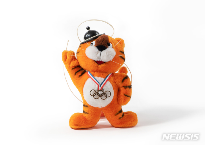 [서울=뉴시스] 호돌이 인형. (사진=국립민속박물관 제공) 2021.12.21. photo@newsis.com *재판매 및 DB 금지