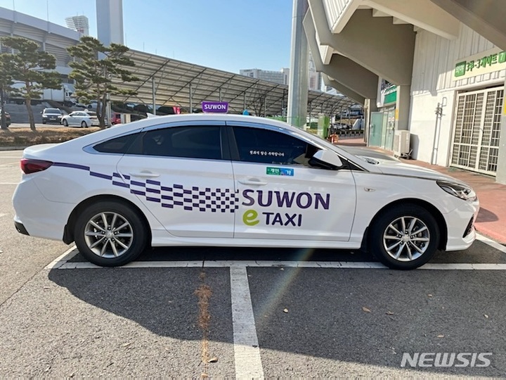 수원시, 법인·개인 택시 ‘택시 표시등’ 바꾼다