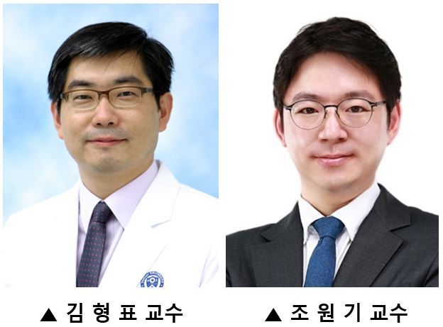 연세대 의과대학 환경의생물학교실 김형표(왼쪽) 교수 연구팀은 카이스트 생명과학과 조원기 교수 연구팀과 세포 고유 기능을 결정하는 전사 상분리체 형성에서 CTCF 단백질의 역할을 규명했다고 23일 밝혔다.(사진 : 세브란스병원 제공) *재판매 및 DB 금지