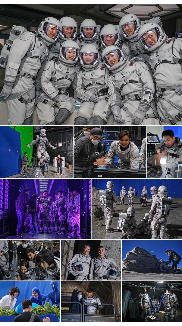 [서울=뉴시스] '고요의 바다' 비하인드 스틸. 2021.12.24. (사진 = 넷플릭스 제공) photo@newsis.com *재판매 및 DB 금지