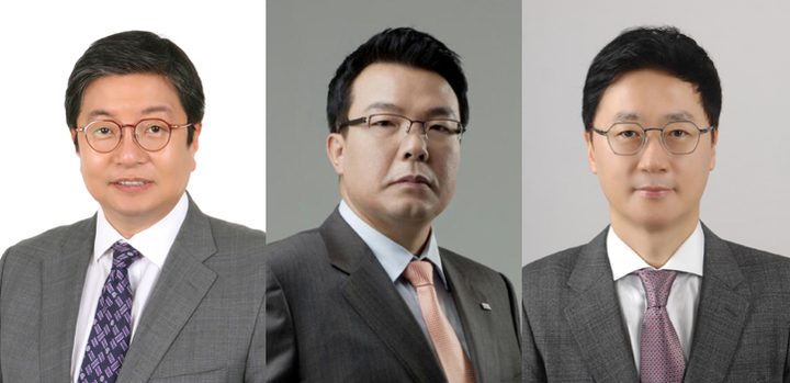 사진 왼쪽부터 송준호 총괄사장, 박희재 부사장, 정문환 전무(사진=동국제약 제공) *재판매 및 DB 금지