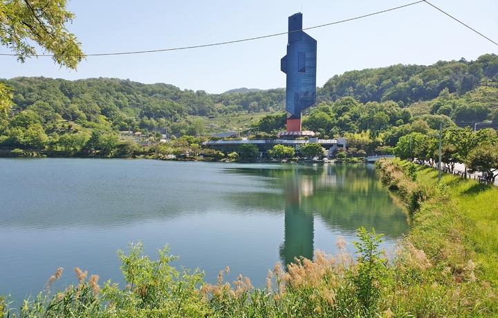 [청주=뉴시스] 사진은 명암저수지. (사진=청주시 제공) 2021.12.29. photo@newsis.com *재판매 및 DB 금지