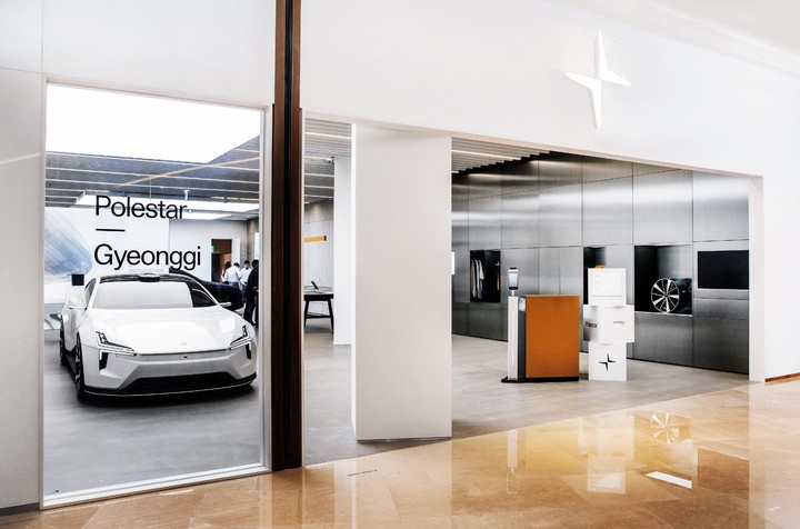 스웨덴 전기차 폴스타, 스타필드 하남에 '스페이스 경기' 열어