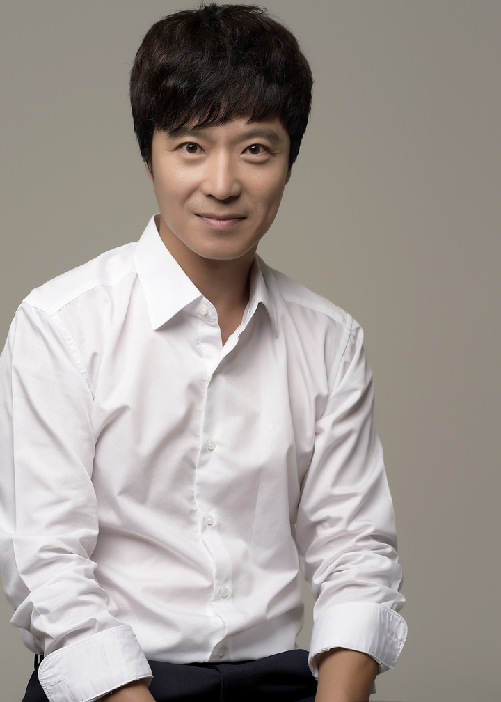 [서울=뉴시스]배우 윤서현. (사진=높은엔터테인먼트 제공) 2021.12.31. photo@newsis.com *재판매 및 DB 금지