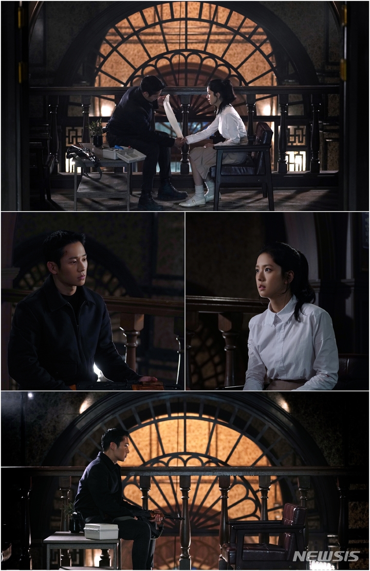 [서울=뉴시스] 2022.01.01. (사진=드라마하우스스튜디오, JTBC스튜디오 제공) photo@newsis.com*재판매 및 DB 금지