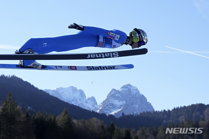 [가르미슈파르텐키르헨=AP/뉴시스] 피터 프레브치. 2022.01.02.
