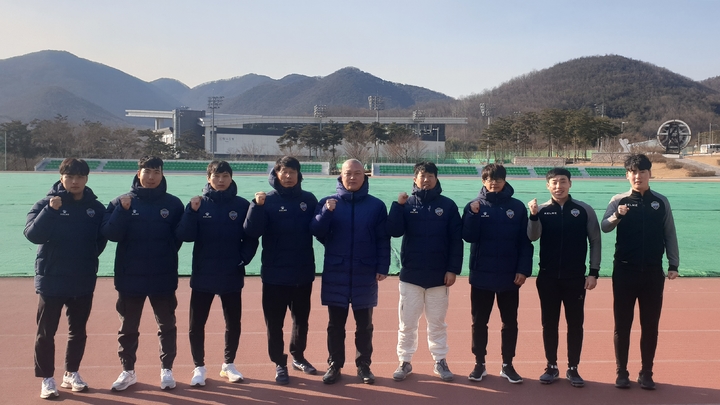  *재판매 및 DB 금지