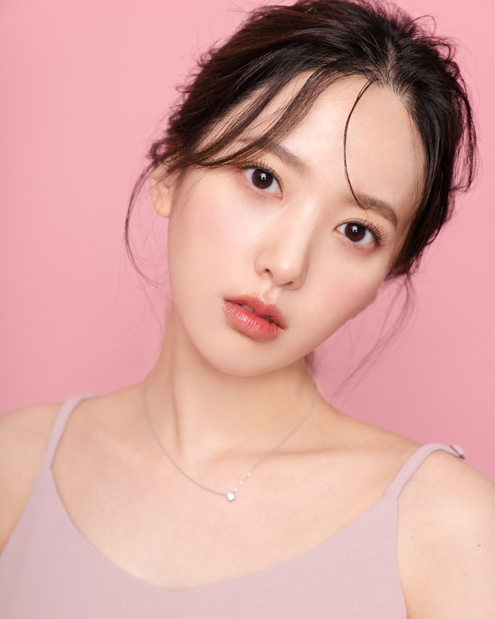 [서울=뉴시스] 윤조. 2022.01.06. (사진= 와이블룸 제공) photo@newsis.com*재판매 및 DB 금지