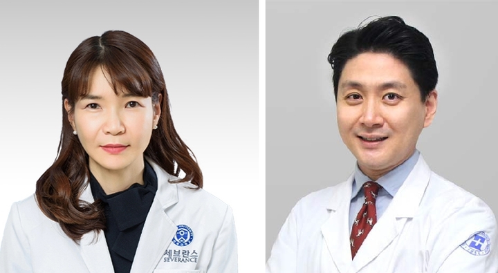 연세대 강남세브란스병원 가정의학과 이지원(왼쪽) 교수와 을지의대 노원을지병원 가정의학과 이준혁 교수 연구팀은 12~18세 청소년 6만389명을 대상으로 영양교육 실태와 식습관, 아침식사 여부, 외모 및 신체 이미지에 대한 인식 여부를 조사했다고 6일 밝혔다. *재판매 및 DB 금지