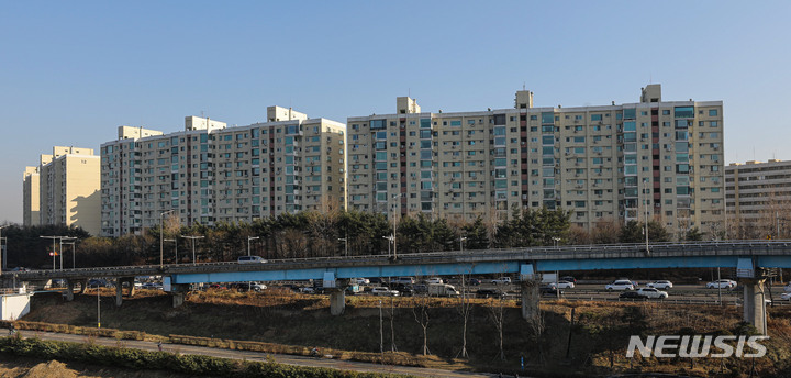 서울 강남구 압구정 현대 아파트 모습. 뉴시스 자료사진.