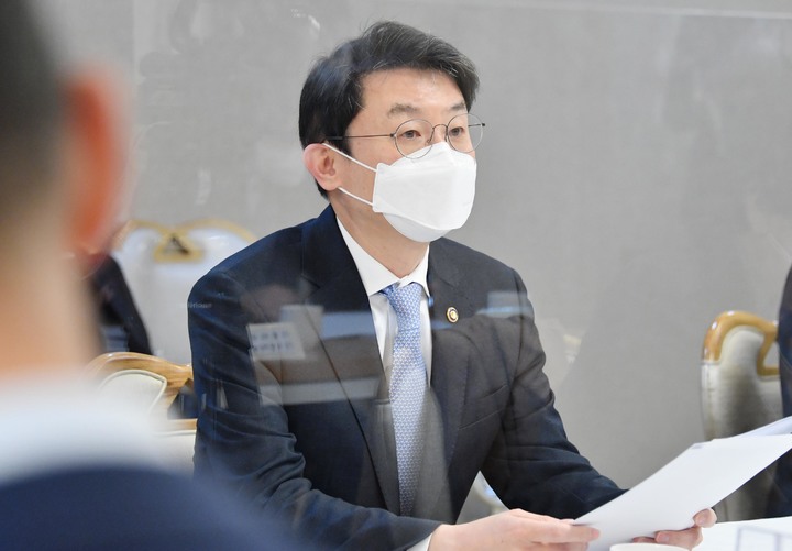 [서울=뉴시스] 이억원 기획재정부 1차관. (사진=기획재정부 제공) 2022.01.07. photo@newsis.com *재판매 및 DB 금지