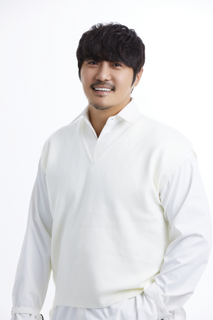 [서울=뉴시스] KCM. 2022.01.13. (사진= 이미지나인컴즈 제공) photo@newsis.com*재판매 및 DB 금지 *재판매 및 DB 금지