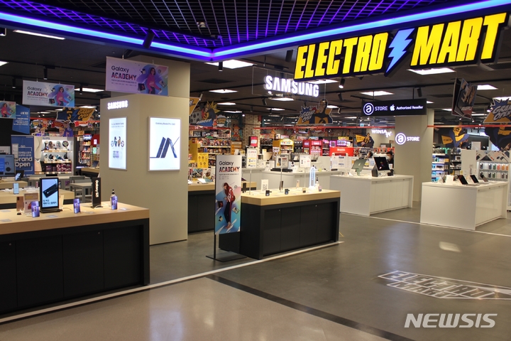 [대구=뉴시스]김정화 기자 = 대구 1호 점포인 이마트 성서점이 전관 리뉴얼로 미래형 점포로 탈바꿈한다. (사진 = 이마트 제공) 2022.01.13. photo@newsis.com