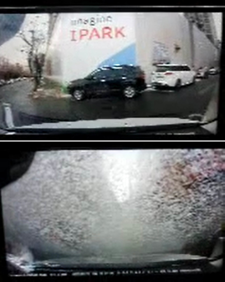 [광주=뉴시스] 변재훈 기자 = 광주 서구 현대산업개발 붕괴 사고 당시 현장을 지나다 떨어진 건축잔해물에 맞은 승합차 블랙박스 영상. (사진=독자 제공) 2022.01.16. photo@newsis.com *재판매 및 DB 금지