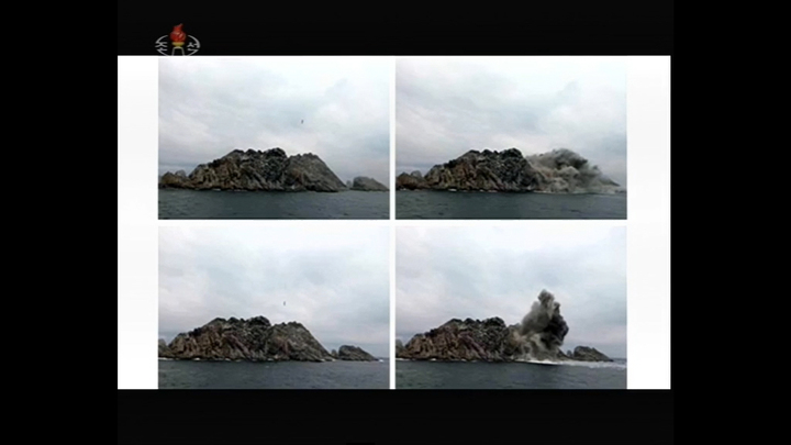 [서울=뉴시스]북한 KN-24 발사 장면. 2022.01.18. (사진=조선중앙TV 갈무리) *재판매 및 DB 금지