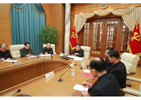 [서울=뉴시스] 20일 북한 노동신문에 따르면 김정은 북한 조선노동당 총비서 겸 국무위원장은 전날 노동당 중앙위원회 본부청사에서 당 중앙위 제8기 제6차 회의를 열었다. 2022.01.20. (사진=노동신문 누리집 갈무리)  *재판매 및 DB 금지