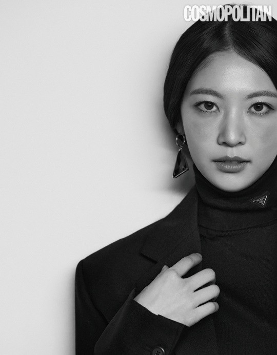 [서울=뉴시스] 공승연 2021.01.21.(사진=코스모폴리탄) photo@newsis.com *재판매 및 DB 금지