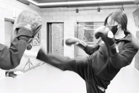 [서울=뉴시스] 김사랑 2022.01.27. (사진= 김사랑 인스타그램 제공) photo@newsis.com *재판매 및 DB 금지&nbsp; *재판매 및 DB 금지