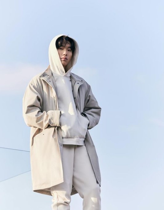 [서울=뉴시스] 류준열 2022.02.03. (사진= 류준열 인스타그램 제공) photo@newsis.com *재판매 및 DB 금지&nbsp; *재판매 및 DB 금지