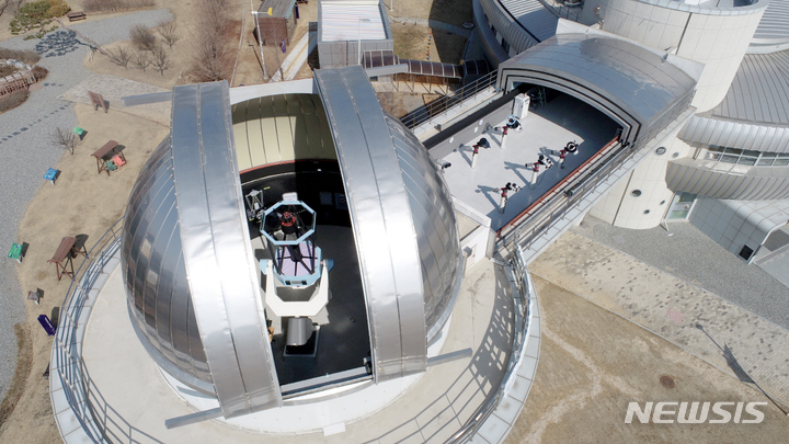 [광주=뉴시스] 국립광주과학관 별빛천문대. (사진=국립광주과학관 제공·뉴시스 DB). photo@newsis.com *재판매 및 DB 금지