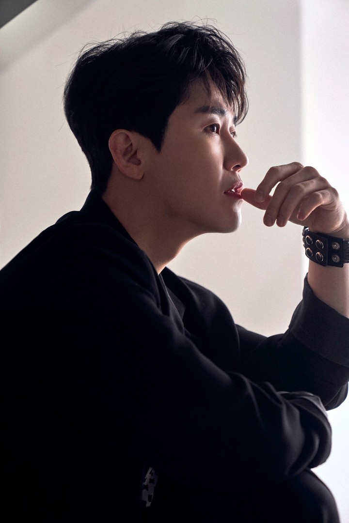 [서울=뉴시스] 영탁 신곡 티징 이미지 2022.02.07. (사진= 밀라그로 제공) photo@newsis.com *재판매 및 DB 금지&nbsp; *재판매 및 DB 금지