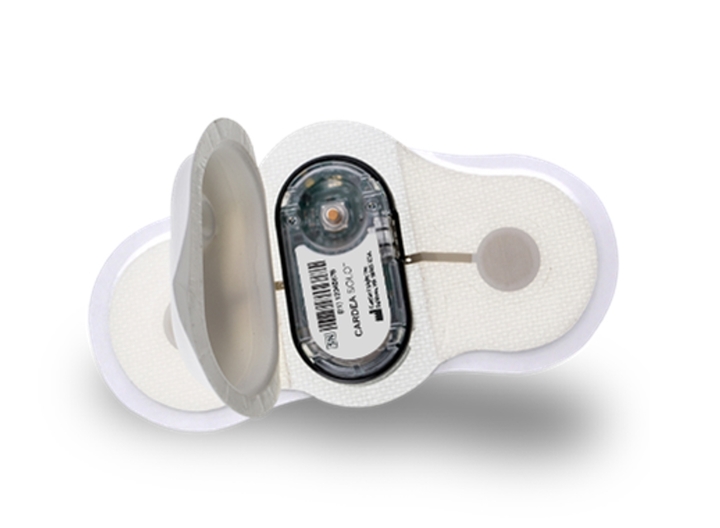 [서울=뉴시스] 드림텍 웨어러블 심전도 패치 '카디아솔로'. (사진=드림텍 제공) 2022.2.9. photo@newsis.com *재판매 및 DB 금지