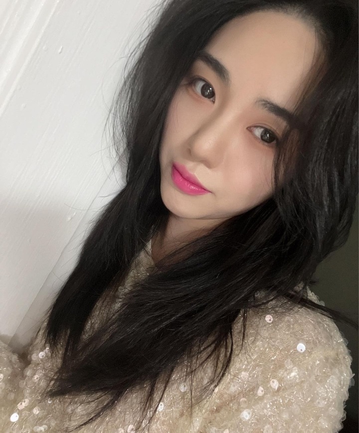 [서울=뉴시스] 권민아, 지민 또다시 저격..."욕설·폭력·괴롭힘 맹세코 사실" 2022.02.09 (사진=권민아 sns 제공) photo@newsis.com*재판매 및 DB 금지 *재판매 및 DB 금지