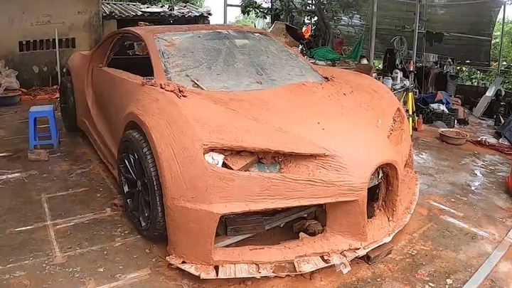 베트남의 가난한 엔지니어들이 슈퍼카 부가티를 직접 만들어 화제다. 출처: NHẾT TV 유투브 *재판매 및 DB 금지