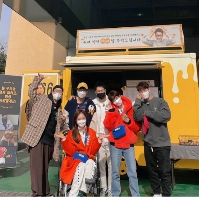 [서울=뉴시스]지석진 생일 인스타그램. 2022.02.10. (사진=지석진 인스타그램) photo@newsis.com*재판매 및 DB 금지 *재판매 및 DB 금지