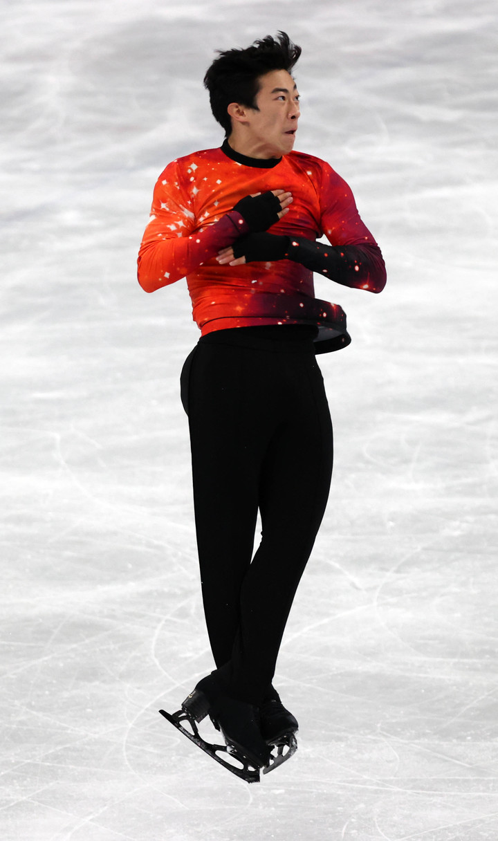 [베이징(중국)=뉴시스] 고범준 기자 = 미국 네이선 첸이 10일 중국 베이징 캐피털 실내경기장에서 열린 2022 베이징 동계올림픽 피겨 스케이팅 남자 싱글 프리 스케이팅에 출전해 연기를 펼치고 있다. 2022.02.10. bjko@newsis.com