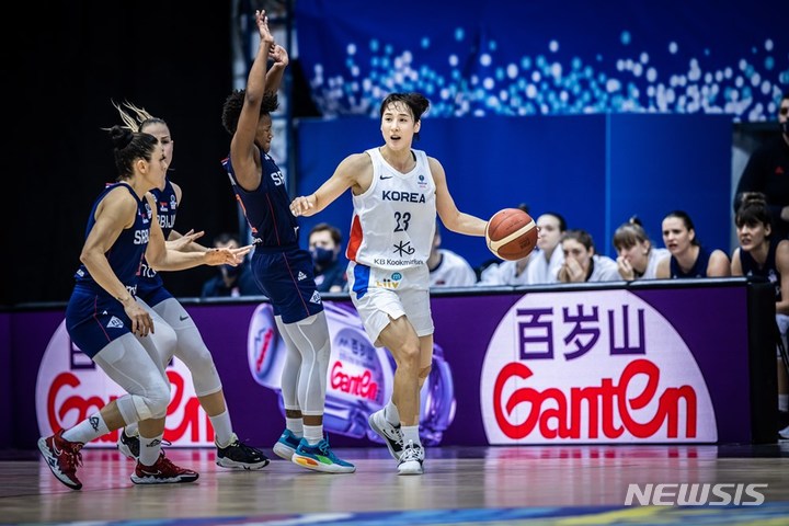 [서울=뉴시스]여자농구 월드컵 최종예선 김단비 (사진 = FIBA 제공)