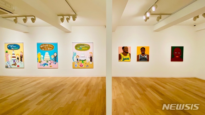 [서울=뉴시스] 313 청담스페이스에서 11일 개막한 우국원-하정우 2인전이 경쾌하고 밝은 에너지를 전한다. 