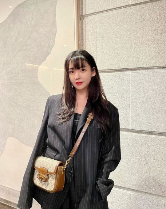 [서울=뉴시스] 레이나 2021.02.12.(사진=레이나 인스타그램) photo@newsis.com *재판매 및 DB 금지